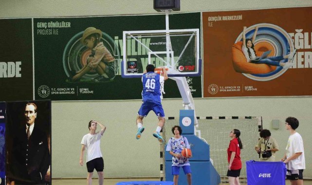 Muğla'da Yaz Spor Okulları, kapılarını gençler için açtı