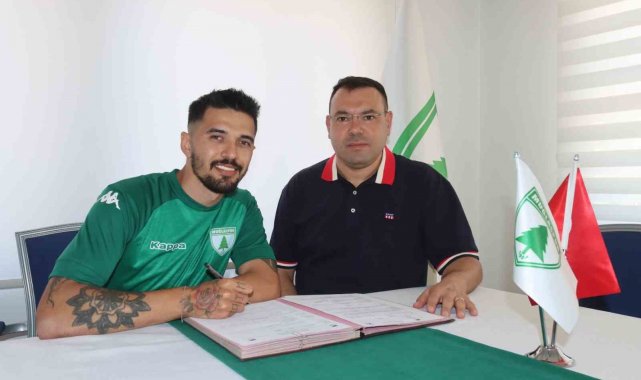 Muğlaspor'a şampiyon sağ kanat oyuncusu