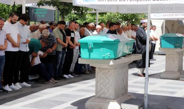 Nevşehir'de otelin havuzunda öldürülen anne ve kızı, son yolculuklarına uğurlandı
