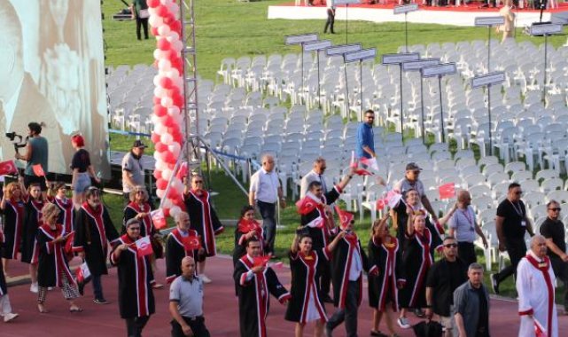 ODTÜ, 2022-2023 eğitim öğretim yılı mezunlarını verdi