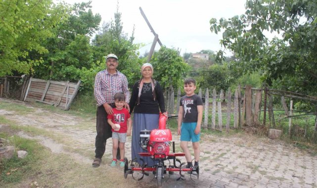 Osmaniye'de çiftçilere motorlu çapa makinesi desteği