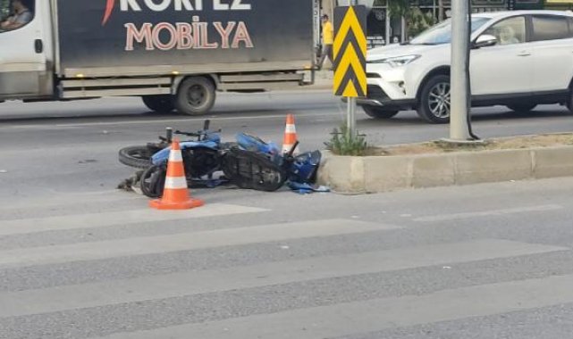 Otomobille çarpışan motosikletin sürücüsü öldü