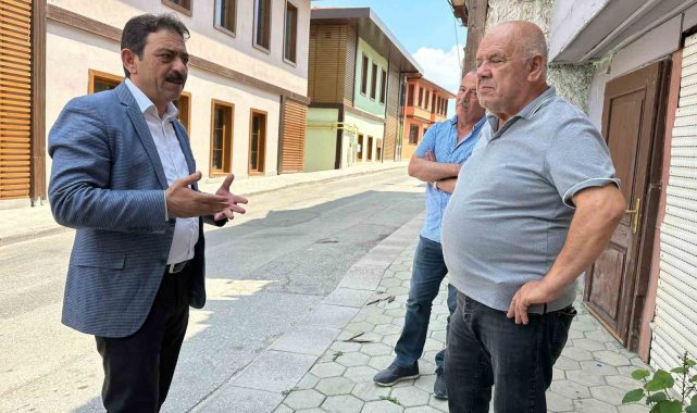 Özcan, "Büyükşehir yanlış yapıyor"