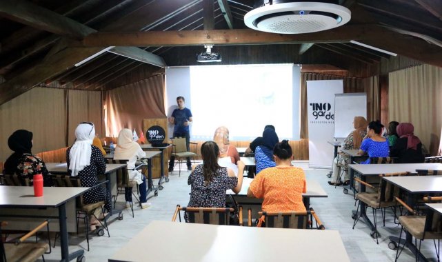 Pamukkale'de 'Pamuk Eller' eğitimleri başladı