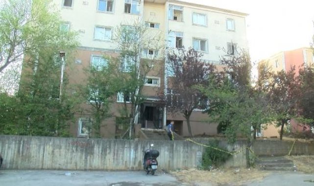 Pendik'te kız arkadaşıyla kavga edip, evi ateşe verdi