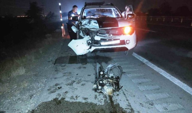 Pikabın çarptığı motosikletin sürücüsü hayatını kaybetti