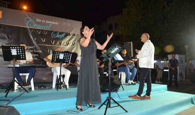 Şair Cemal Safi Akçay'da şiir ve şarkılarla anıldı