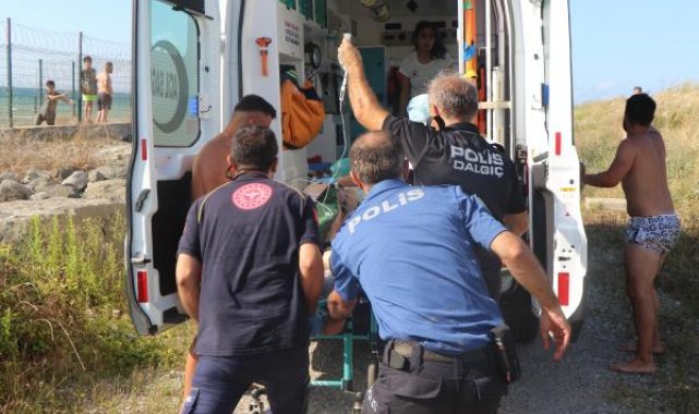 Samsun'da 4'ü çocuk 5 kişi boğulma tehlikesi geçirdi; ikizlerden biri kayıp