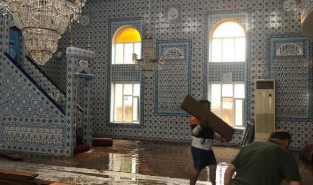 Samsun'da sağanak; heyelan ve su baskınları yaşandı