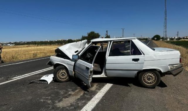 Şanlıurfa'da otomobiller kafa kafaya çarpıştı: 1 ölü, 4 yaralı