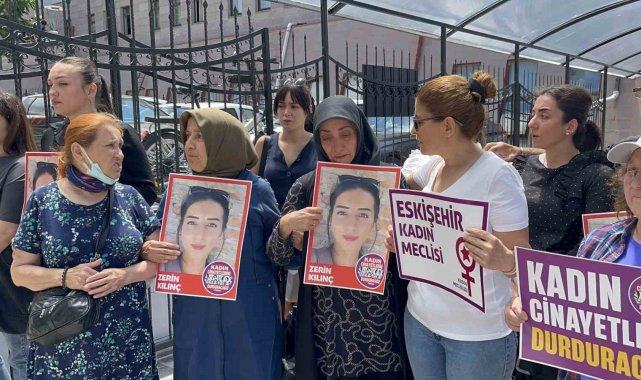 Sevgilinin ölümünden dolayı tutuklanan zanlı kendisini savunurken şiir okudu