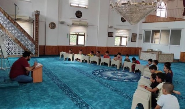Seydikemer'de yaz kursları ile birlikte camiler şenlendi