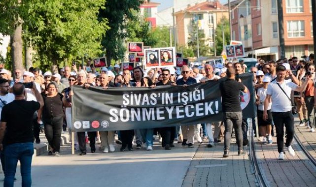 Sivas Madımak Otelinde katledilen 35 kişi, Eskişehir'de anıldı