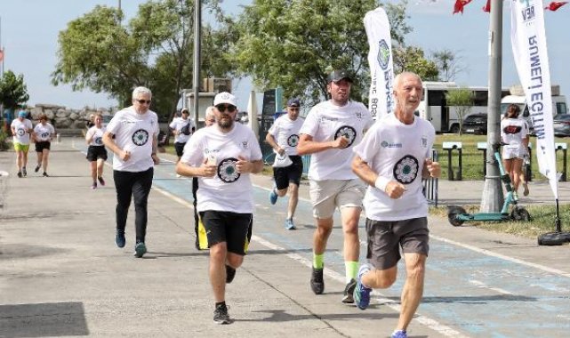 Srebrenica Boşnak Soykırımı'nı anmak için koştular