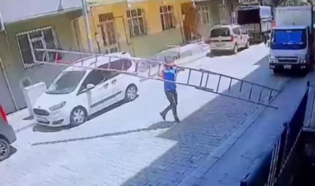 Sultangazi'de binaya dayadığı merdivenle eski eşinin evine girmeye çalıştı