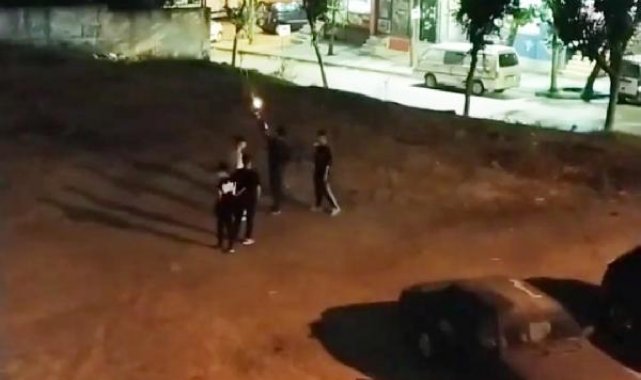 Sultangazi'de çocukların kurusıkı tabanca ile tehlikeli oyunu