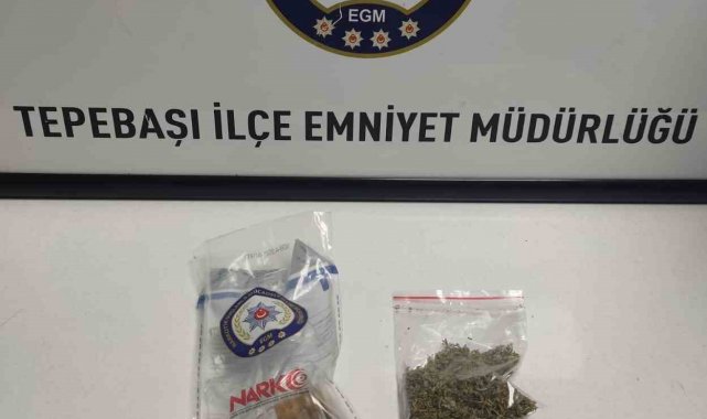 Şüpheli şahsın üzerinde uyuşturucu ele geçirildi