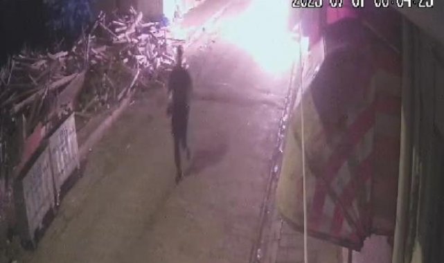 Tartıştığı babasının evi ve otomobilini ateşe verdi, tutuklandı