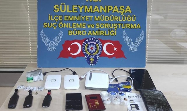 Tekirdağ'da ehliyet sınavı için kamera ve mikrofonlu düzenek kuran kopyacılar yakalandı