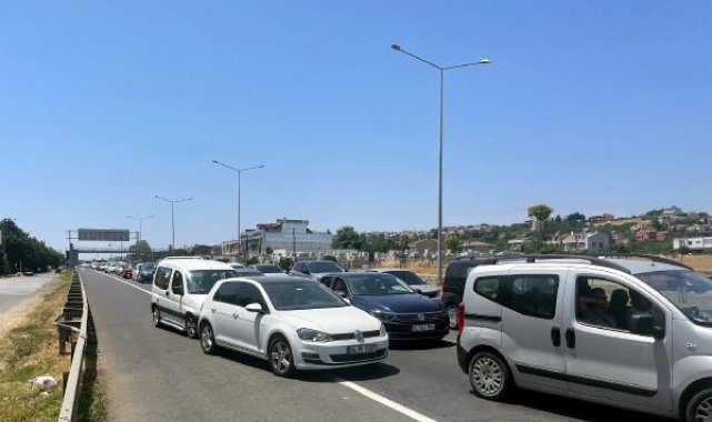 Tekirdağ'dan İstanbul yönüne araç yoğunluğu