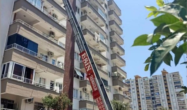 Teslimatta yeni dönem: Kapıdan sığmayan ürünler vinç ile ulaştırılıyor