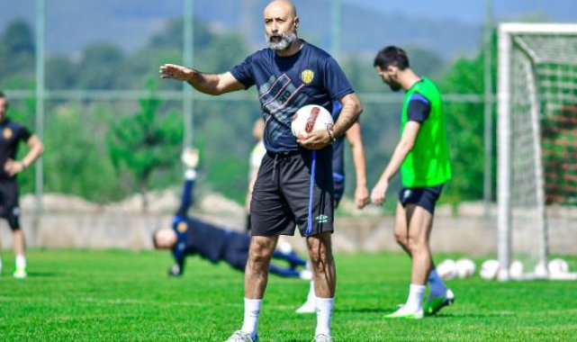 Tolunay Kafkas: Fırsat transferi olursa Diego Rossi'yi isterim