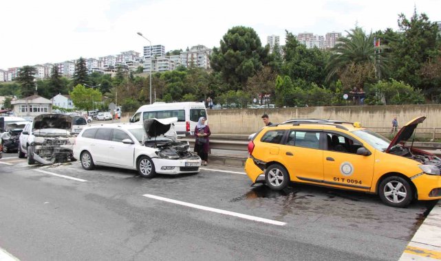 Trabzon'da 6 araçlı zincirleme kaza: 3 yaralı