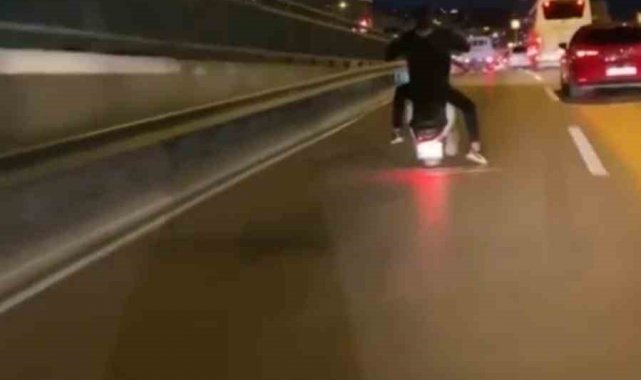 Trafikte tehlikeli yolculuk kamerada