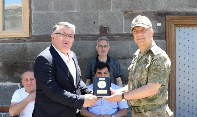 Türkgenci ve Ünsal Paşalardan anlamlı ziyaret