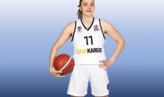 Türkiye'nin Genç Basketbol Yıldızları ödülü Elif Bayram ve Sadık Emir Kabaca'nın oldu