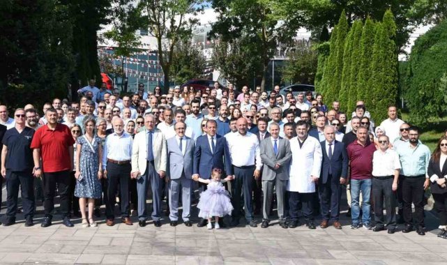 Üniversitesi personeli bayramlaştı