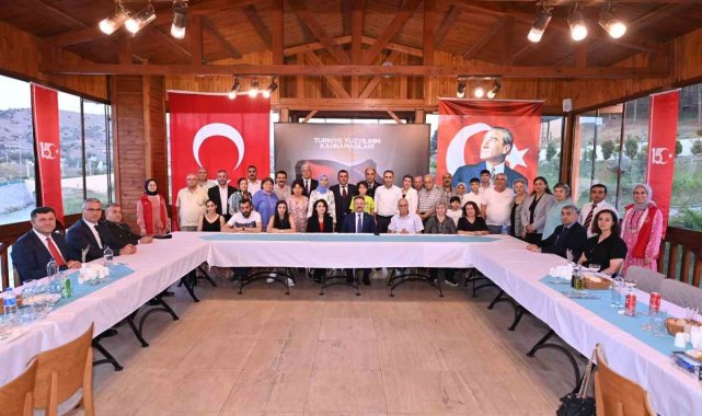 Vali Aksoy şehit aileleri ve gaziler ile yemekte bir araya geldi