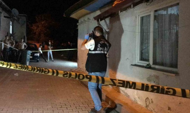 Yoldan hızlı geçme kavgası kanlı bitti: 2 yaralı