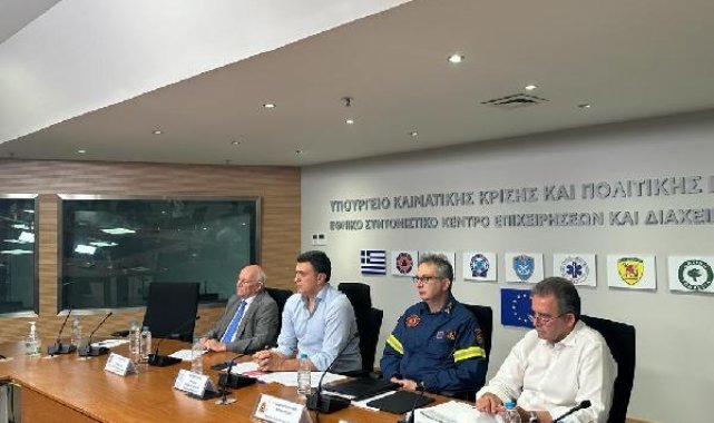 Yunanistan İklim Krizi Bakanı: Çoğunluğu insan eliyle olmak üzere 667 orman yangını meydana geldi