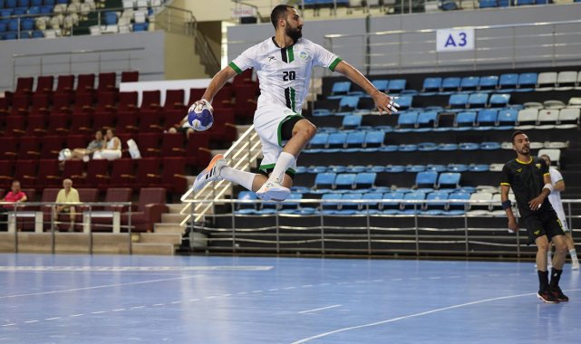 2. Ulusal Hentbol Turnuvasında şampiyon Sakarya Büyükşehir oldu