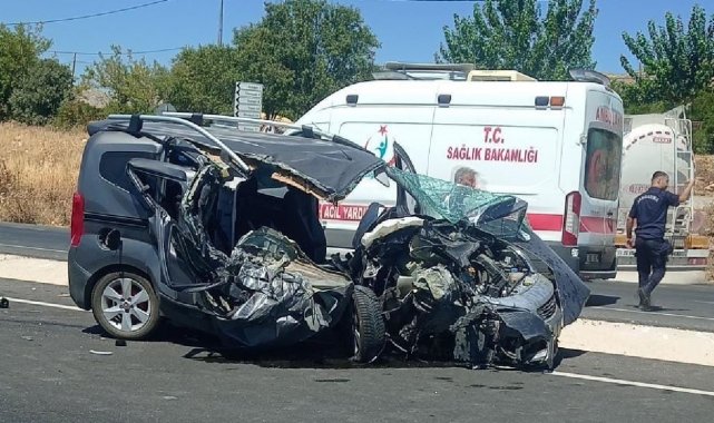 Adıyaman'da iki araç çarpıştı: 3 yaralı