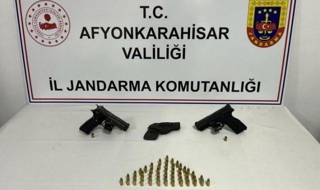 Afyonkarahisar'da silah kaçakçıları yakalandı