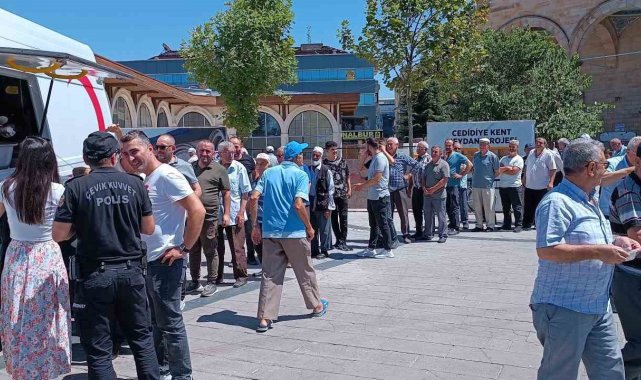 Ağızlar aşure ile tatlandı