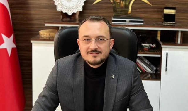AK Parti'de Ahmet Kulat istifa etti