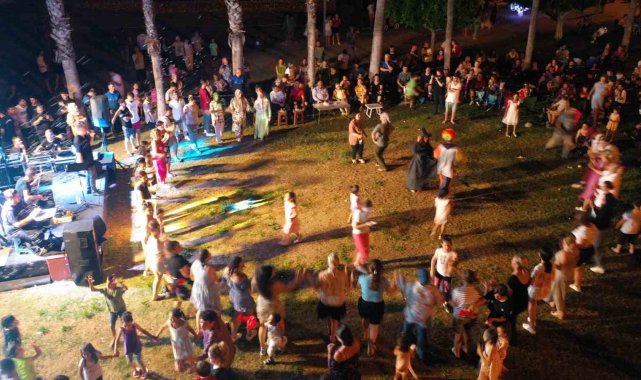 Akdeniz akşamları 'Mikrofon sende' etkinliği ile şenleniyor