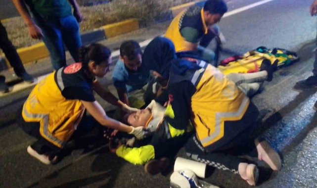 Ani fren yapan otomobil nedeniyle motordan düştü: 1 yaralı