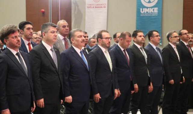 Bakan Koca: UMKE gönüllülerimiz, erken dönem kurtarma faaliyeti de yürütecek