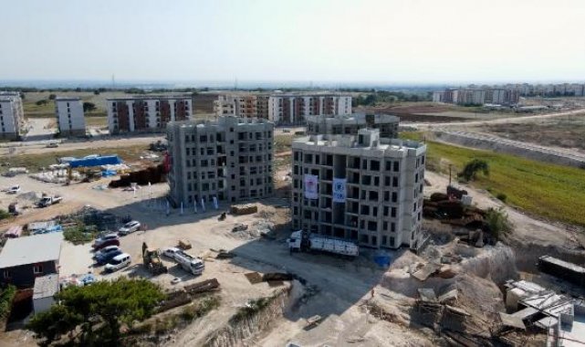 Bakan Özhaseki: Adana'mıza 21 bin 21 ev inşa edeceğiz