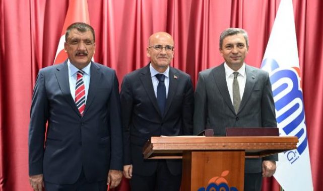 Bakan Şimşek, Malatya'da incelemelerde bulundu