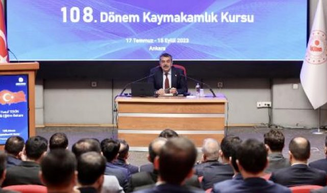 Bakan Tekin, kaymakam adaylarıyla buluştu