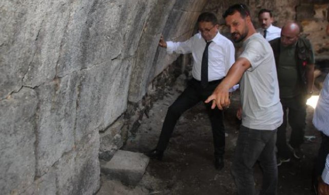 Bakan Yardımcısı Tiryaki, Malazgirt'te incelemelerde bulundu