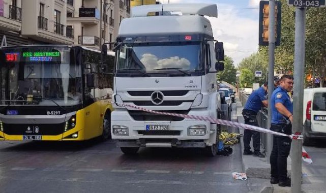 Bakırköy'de TIR'ın altında kalan engelli vatandaş hayatını kaybetti