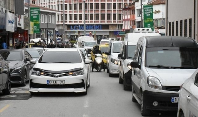Balıkesir'de trafiğe kayıtlı araç 568 bin 42 oldu