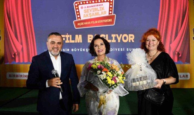 Bandırmalılar, Seyirlik Akşamlar'a büyük ilgi gösterdi