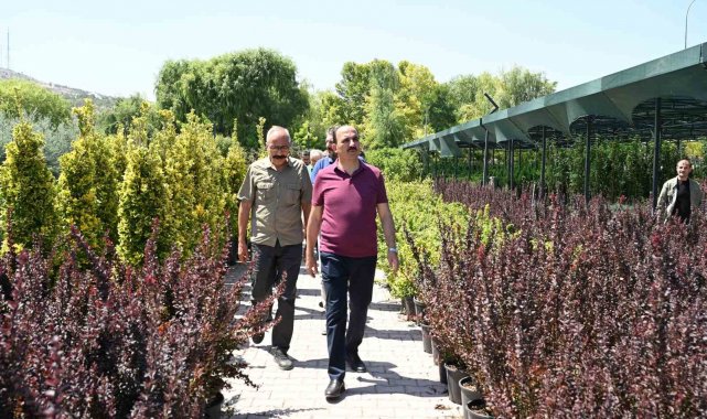 Başkan Altay: "Peyzaj konusunda Büyükşehir Belediyesi olarak çok ciddi bir bilgi birikimine sahibiz"